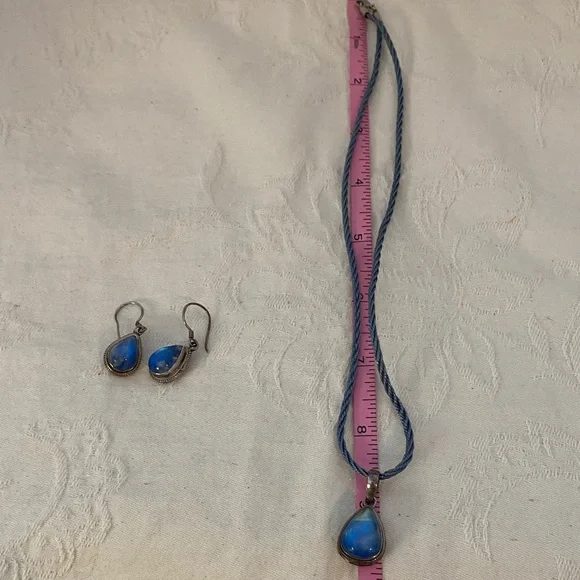 Elegant Moonstone 925 SS Teardrop Jewelry Set - Picture 7 of 8